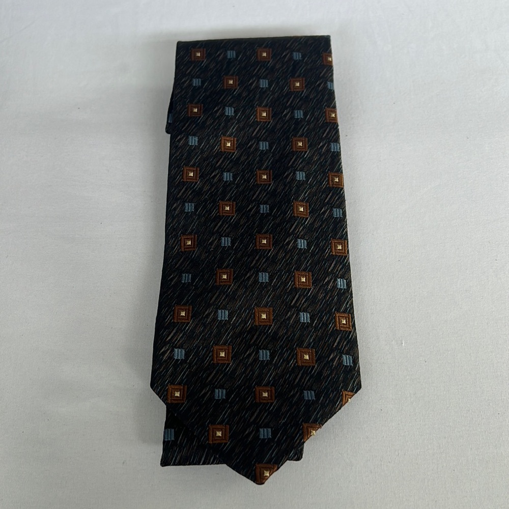 Hugo Boss tie